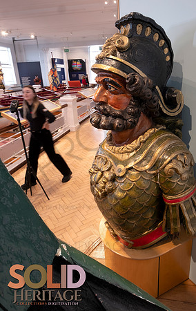 Figureheads_002